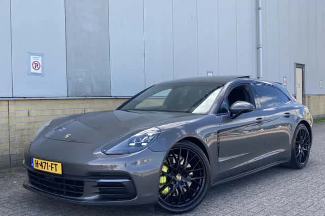 Porsche Panamera (2018) thumbnail 33