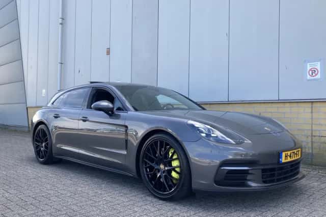 Porsche Panamera (2018) thumbnail 34