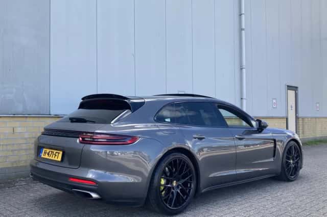 Porsche Panamera (2018) thumbnail 6
