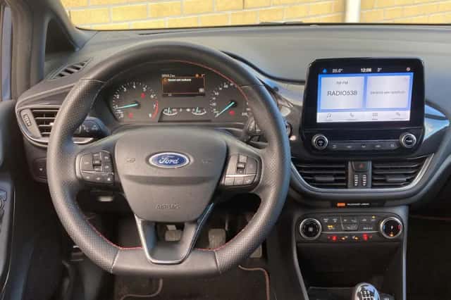 Ford Fiesta (2023) thumbnail 17
