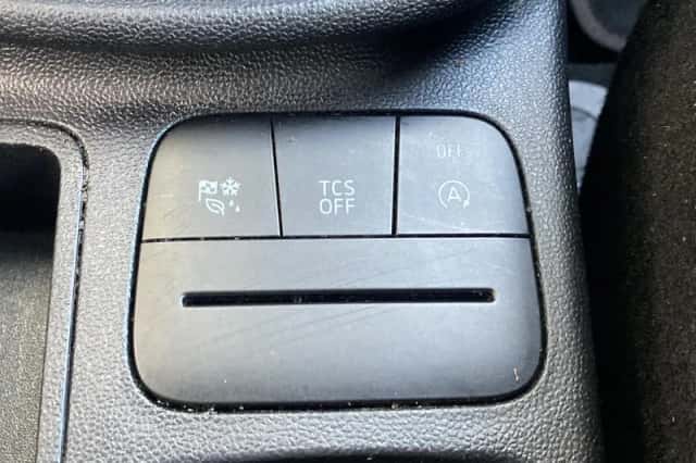 Ford Fiesta (2023) thumbnail 23