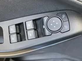 Ford Fiesta (2023) thumbnail 25