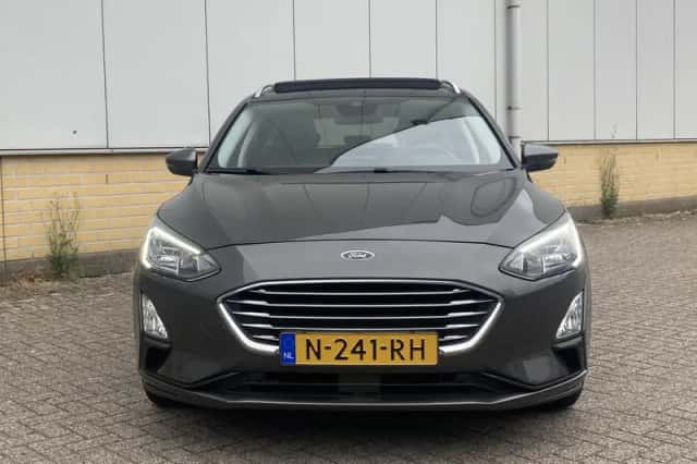Ford Focus (2021) thumbnail 5