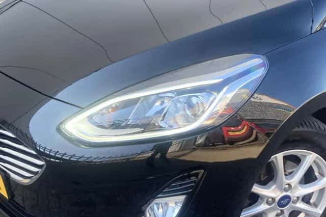 Ford Fiesta (2021) thumbnail 5