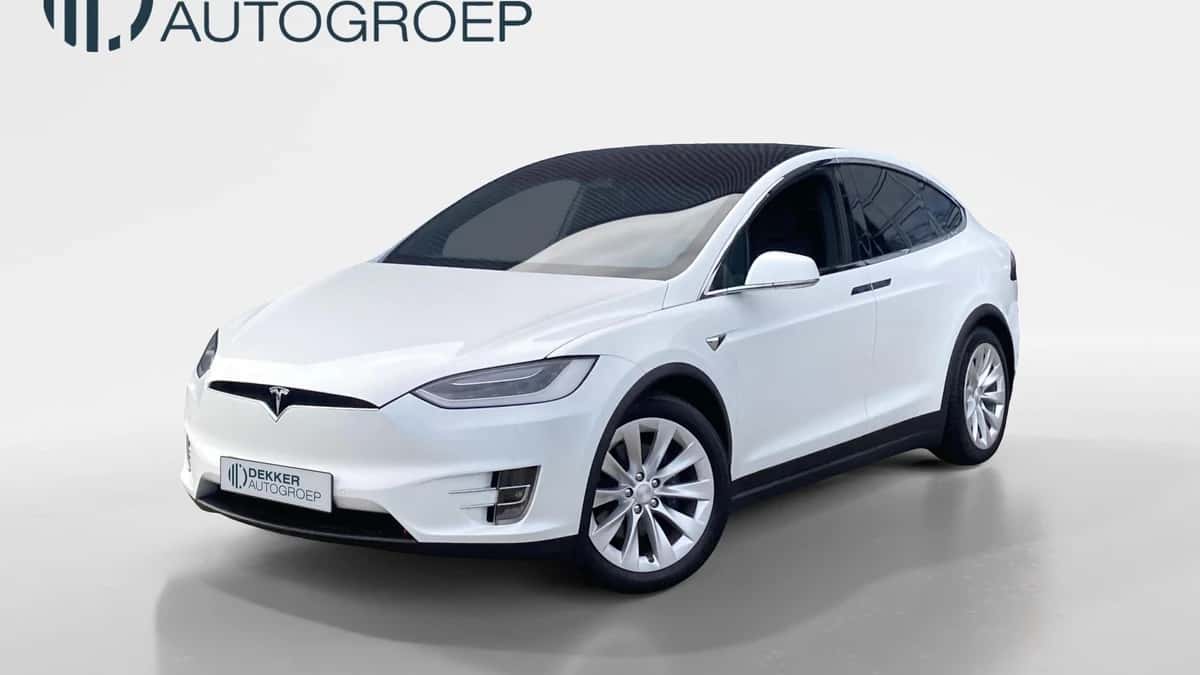Tesla Model X (2018) — foto 1