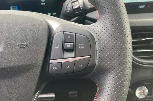 Ford Kuga (2025) thumbnail 18