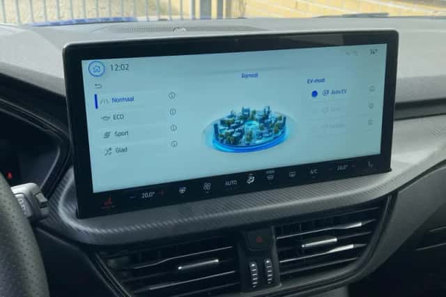 Ford Kuga (2025) thumbnail 23