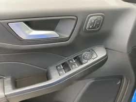 Ford Kuga (2025) thumbnail 26