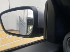 Ford Kuga (2023) thumbnail 14