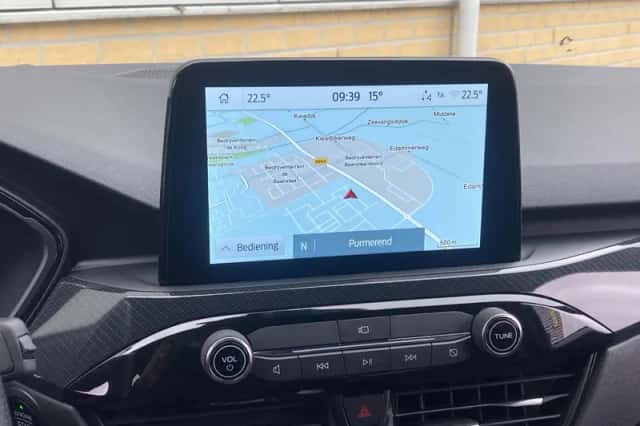 Ford Kuga (2023) thumbnail 19