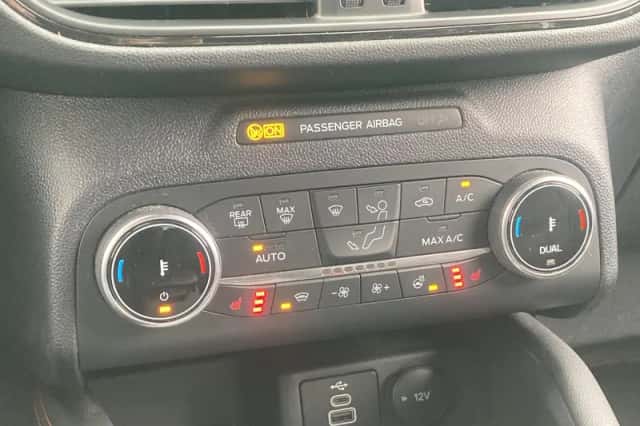 Ford Kuga (2023) thumbnail 24