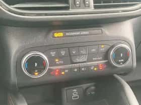 Ford Kuga (2023) thumbnail 24
