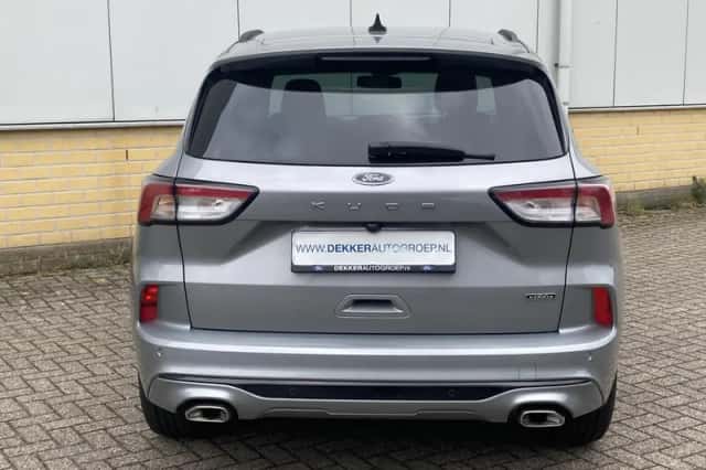 Ford Kuga (2023) thumbnail 8