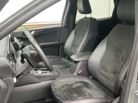 Ford Kuga (2023) thumbnail 10