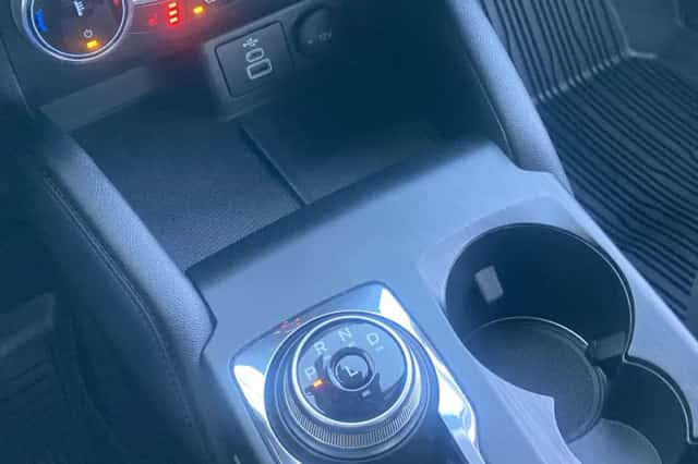 Ford Kuga (2022) thumbnail 21
