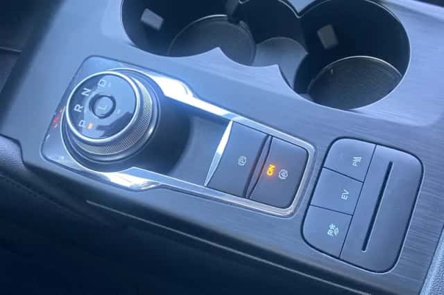 Ford Kuga (2022) thumbnail 22
