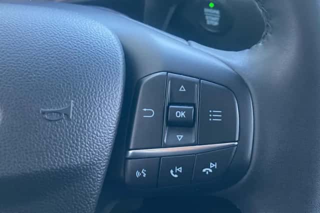 Ford Kuga (2022) thumbnail 25