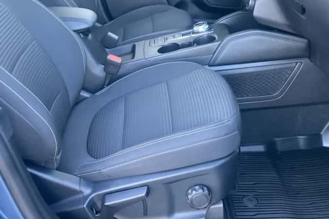 Ford Kuga (2022) thumbnail 28