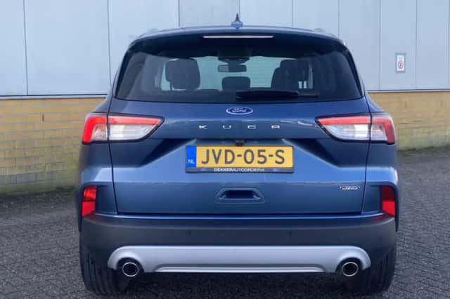 Ford Kuga (2022) thumbnail 8