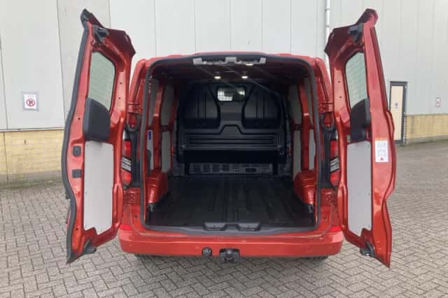 Ford Transit Custom (2023) thumbnail 30