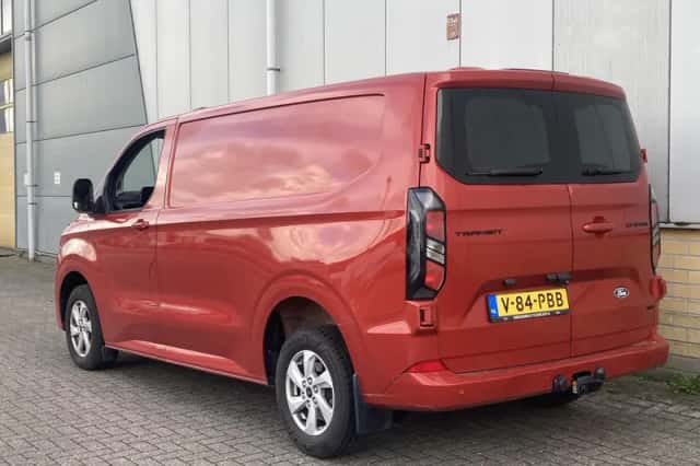 Ford Transit Custom (2023) thumbnail 8