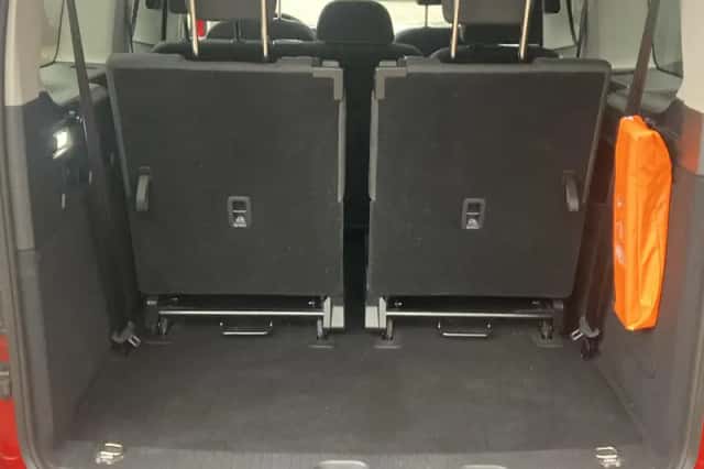 Ford Tourneo Connect (2023) thumbnail 7