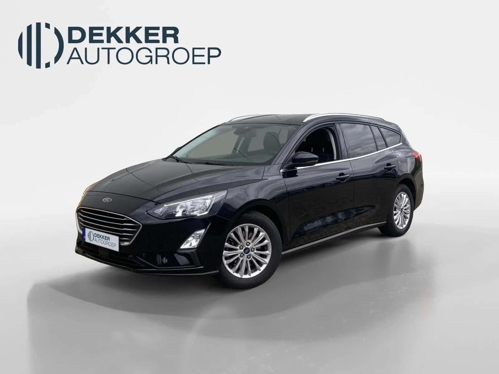 Ford Focus (2021) — foto 1