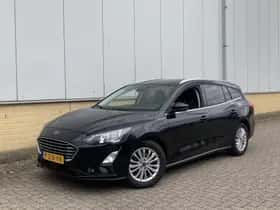 Ford Focus (2021) thumbnail 2