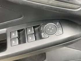 Ford Focus (2021) thumbnail 16