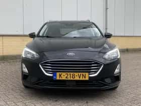 Ford Focus (2021) thumbnail 3