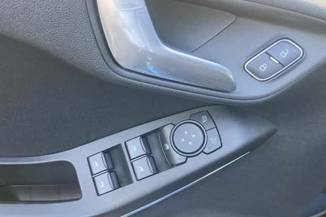 Ford Fiesta (2023) thumbnail 15