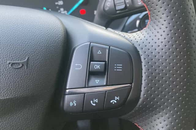 Ford Fiesta (2023) thumbnail 23
