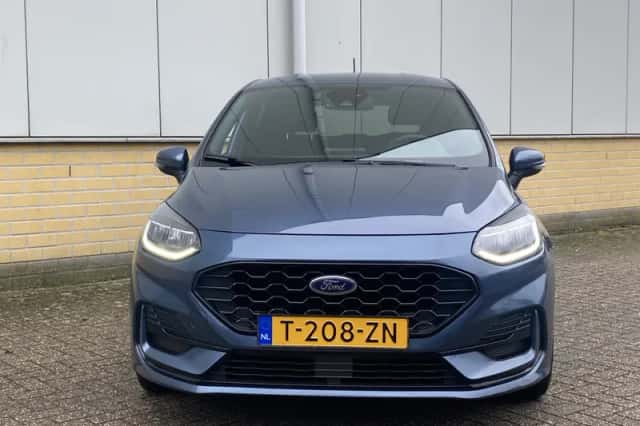 Ford Fiesta (2023) thumbnail 3