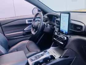 Ford Explorer (2024) thumbnail 32