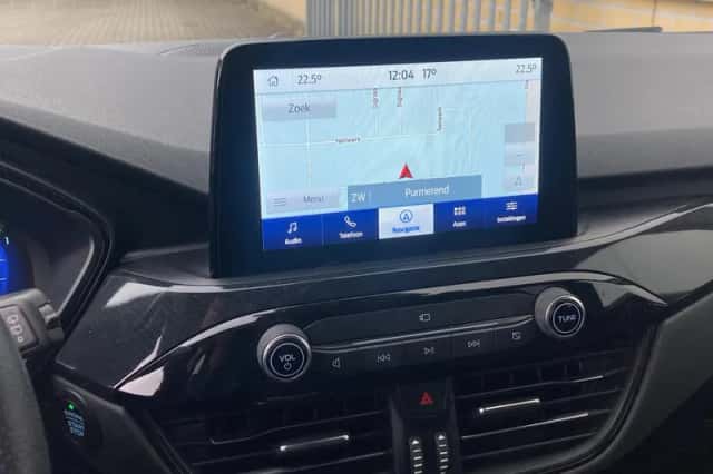 Ford Kuga (2021) thumbnail 21