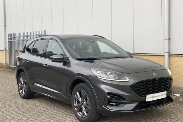 Ford Kuga (2021) thumbnail 4