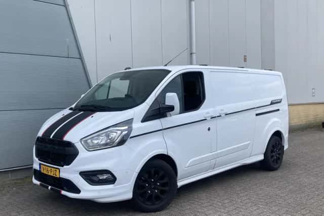 Ford Transit Custom (2023) thumbnail 2