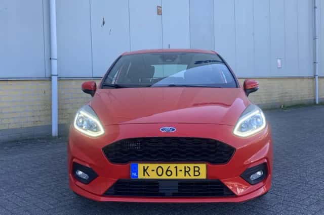Ford Fiesta (2021) thumbnail 3