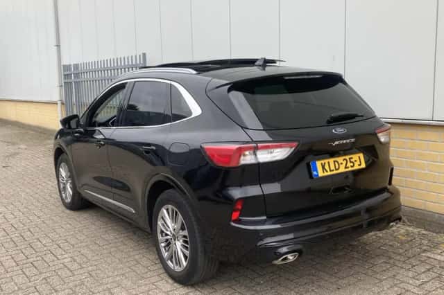 Ford Kuga (2023) thumbnail 5