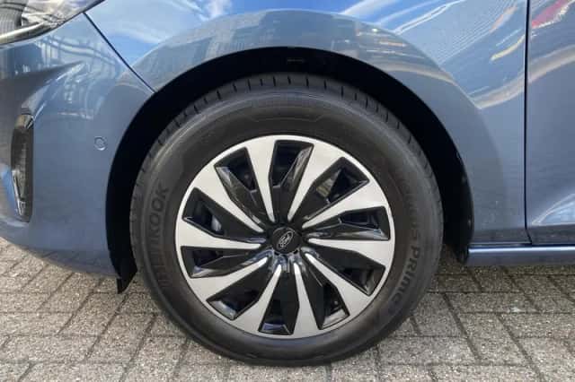 Ford Fiesta (2023) thumbnail 5