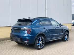 Lynk & Co 01 (2023) thumbnail 3