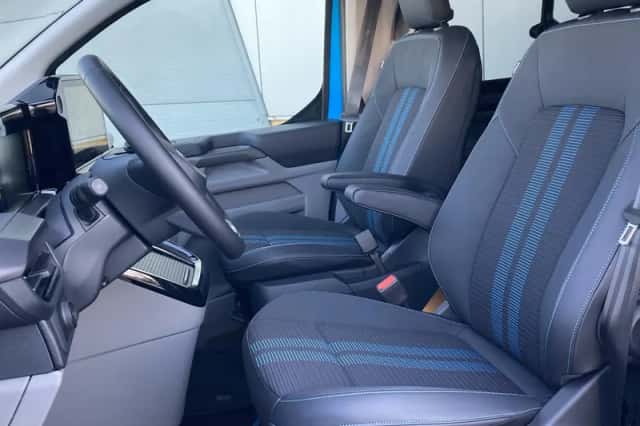 Ford Tourneo Custom (2025) thumbnail 11