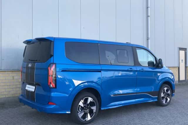 Ford Tourneo Custom (2025) thumbnail 17