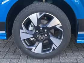 Ford Tourneo Custom (2025) thumbnail 3