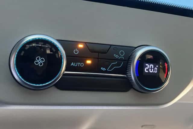 Ford Tourneo Custom (2025) thumbnail 41