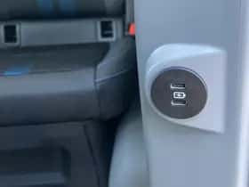 Ford Tourneo Custom (2025) thumbnail 42