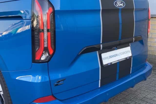 Ford Tourneo Custom (2025) thumbnail 6