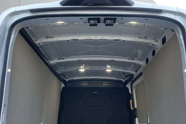 Ford Transit (2024) thumbnail 12