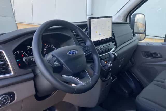 Ford Transit (2024) thumbnail 13