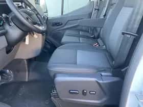Ford Transit (2024) thumbnail 16